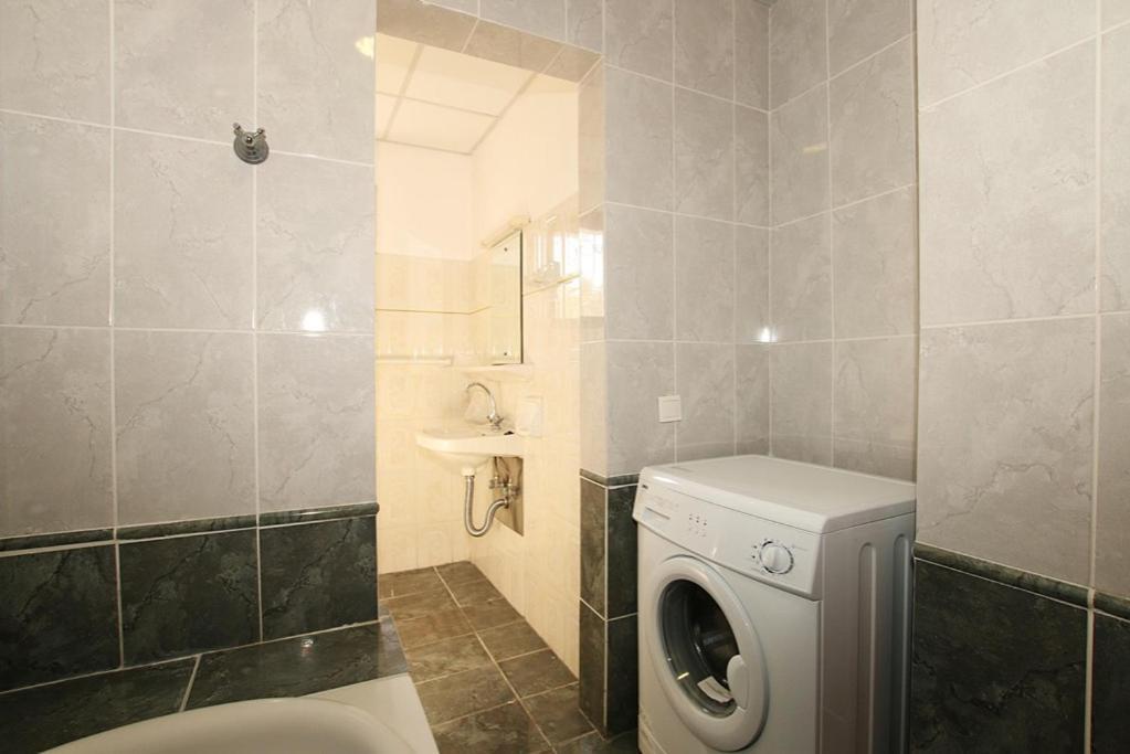 Pool Villa Grigoris Aspiotades Bagian luar foto
